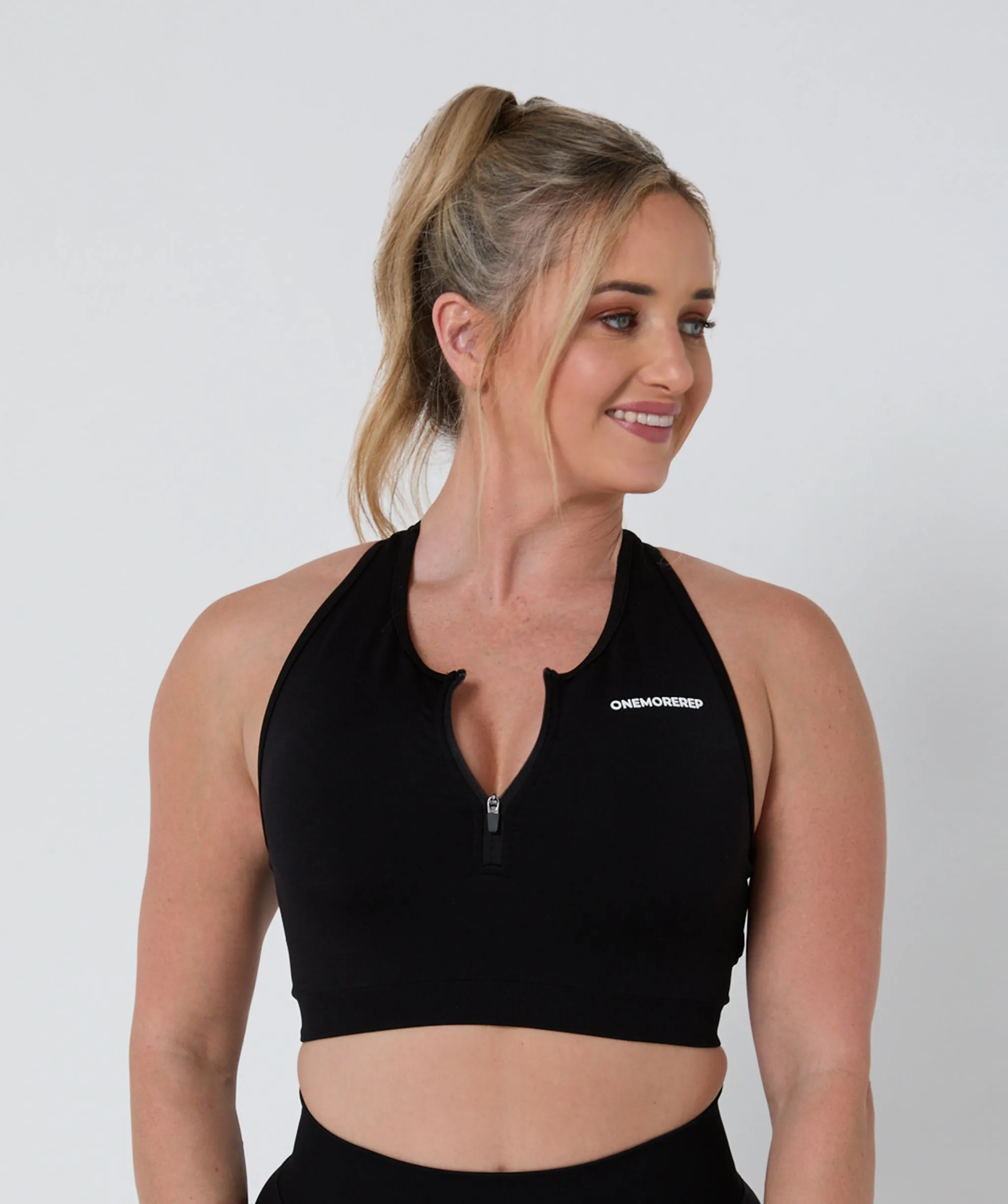 Luscious Seamless Zip Racerback Sports Bra Black