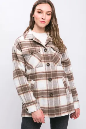 Pippi Plaid Sherpa Jacket in Cocoa